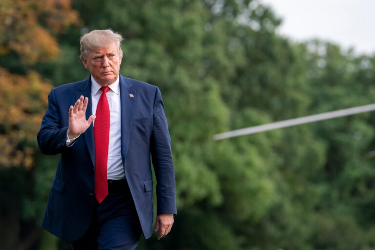 President,Donald,Trump,Returns,From,Kentucky