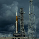 משימת ארטמיס I על כן השיגור במרכז החלל קנדי, ספטמבר 2022. משימת ארטמיס II תשתמש ברקטה דומה.