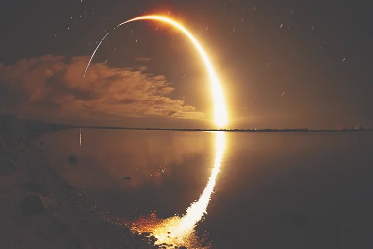 STOCKPKG_MM10374_Florida-20240801-Canaveral-Rocket-Launch-Canaveral-20240801-15mm-6min